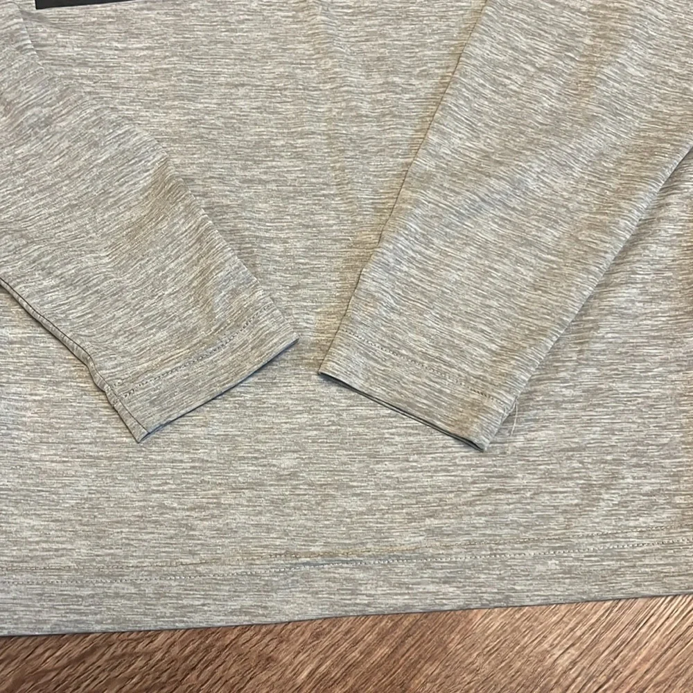 Long Sleeved Patagonia Shirt - Picture 2 of 6